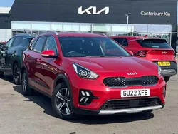 Red Used 2022 Kia Niro 2 SUV | £18,495 (Fair price)