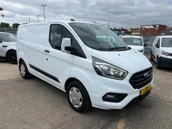 White Used 2019 Ford Transit Custom Trend | £7,999 (Fair price)