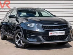 Black Used 2020 Kia XCeed 2 SUV | £11,415 (Fair price)