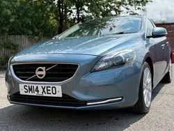 Blue Used 2014 Volvo V40 SE Lux Estate | £4,350 (Good price)