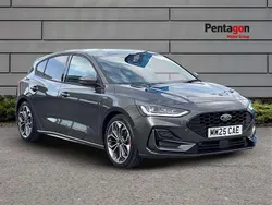 Magnetic grey Used 2025 Ford Focus ST-Line X Hatchback | £22,995 (Expensive)