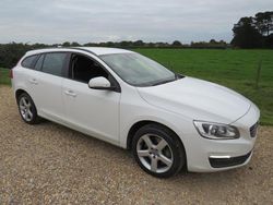 White Used 2018 Volvo V60 Estate | £6,450 (Good price)