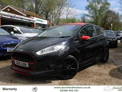 Black Used 2016 Ford Fiesta Zetec Hatchback | £6,495 (Fair price)