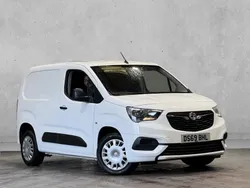 White Used 2019 Vauxhall Combo Sportive MPV | £5,750 (Good price)