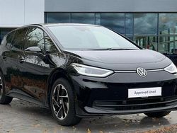 Grenadilla black metallic Used 2025 VW ID.3 Pro Hatchback | £26,329