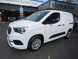White Used 2021 Vauxhall Combo Sportive MPV | £5,489 (Good price)