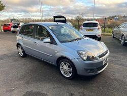 Blue Used 2006 Ford Fiesta Ghia Hatchback | £1,995 (A bit pricey)