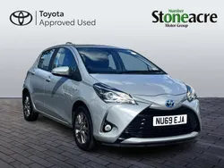 Grey Used 2019 Toyota Yaris Hybrid Hatchback | £12,300 (Good price)