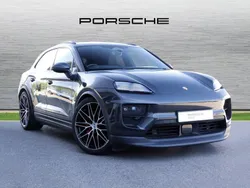Volcano grey metallic New 2025 Porsche Macan SUV | £84,990 (Fair price)