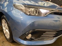 Blue Used 2017 Toyota Auris Business Edition Hatchback | £7,995 (Fair price)