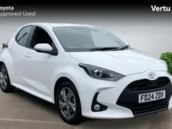 Used 2025 Toyota Yaris Hybrid Hatchback | £17,280 (Good price)