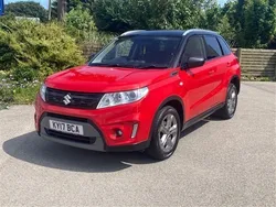 Red black Used 2017 Suzuki Vitara SZ-T SUV | £9,495 (Fair price)