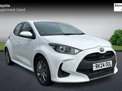 White Used 2024 Toyota Yaris Hybrid Hatchback | £18,112 (Good price)