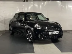 Black Used 2020 Mini Cooper S Exclusive Hatchback | £18,550 (Fair price)