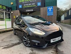 Black Used 2017 Ford Fiesta ST-Line Hatchback | £5,990 (Good price)