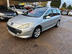 Silver Used 2006 Peugeot 307 Estate | £995 (Fair price)