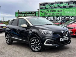 Black/cream Used 2019 Renault Captur Iconic SUV | £7,500 (Fair price)