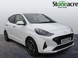 White Used 2024 Hyundai i10 Premium Hatchback | £14,295 (Good price)