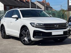 White New 2024 VW Touareg Elegance SUV | £65,203 (Good price)