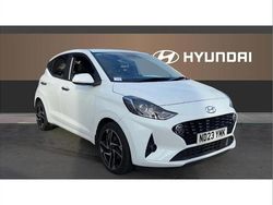White Used 2023 Hyundai i10 Premium Hatchback | £15,128 (Fair price)