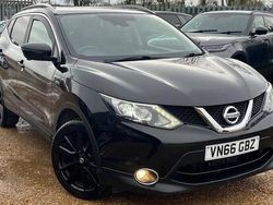 Black Used 2016 Nissan Qashqai S SUV | £4,999 (Fair price)