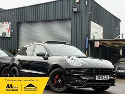 Black Used 2016 Porsche Macan Turbo SUV | £24,990 (Fair price)