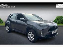 Used 2025 Toyota Yaris Hybrid Estate | £19,832 (Good price)