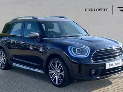 Black Used 2022 Mini Cooper Countryman Exclusive SUV | £22,295 (Fair price)