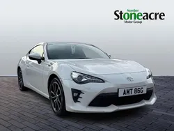 White Used 2017 Toyota GT86 GT Coupe | £14,995 (Fair price)