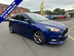 Blue Used 2015 Ford Focus ST Hatchback | £10,995 (Good price)