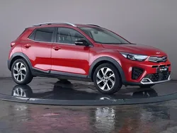 Red Used 2022 Kia Stonic 4 SUV | £14,850 (Fair price)