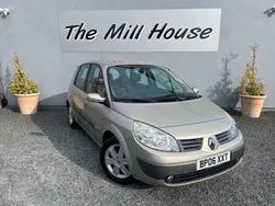 Gold Used 2006 Renault Scénic II Dynamique MPV | £2,499 (Expensive)