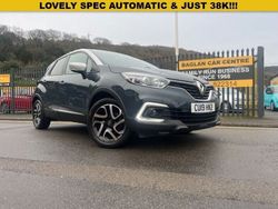Blue/silver Used 2019 Renault Captur Iconic SUV | £11,295 (Fair price)