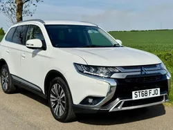 White Used 2018 Mitsubishi Outlander SUV | £12,950 (Fair price)