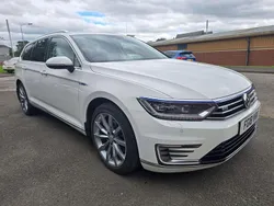 White Used 2018 VW Passat Advance Estate | £13,995 (Fair price)