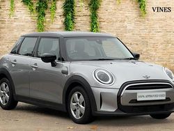 Silver Used 2023 Mini Cooper Classic Hatchback | £20,295 (Fair price)