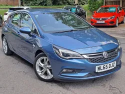 Blue Used 2016 Vauxhall Astra SRi Hatchback | £7,999 (Fair price)