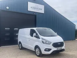 Frozen white (solid paint) Used 2022 Ford Transit Custom Limited | £16,390 (Fair price)