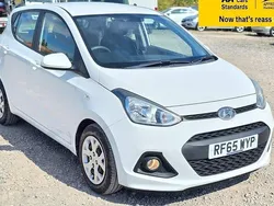 White Used 2015 Hyundai i10 SE Hatchback | £8,988 (Fair price)