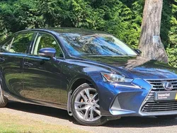 Lexus IS300h