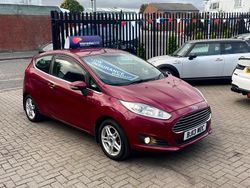 Red Used 2013 Ford Fiesta Zetec Hatchback | £2,699 (Good price)