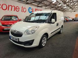 White Used 2016 Vauxhall Combo Sportive MPV | £4,550 (A bit pricey)