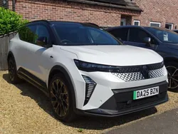 White/black New 2025 Renault Scénic Esprit Alpine MPV | £34,990 (Super price)