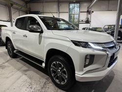 White Used 2020 Mitsubishi L200 Pickup | £14,995 (Fair price)