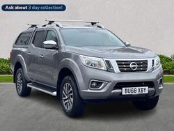 Grey Used 2018 Nissan Navara Tekna Pickup | £12,490 (Fair price)