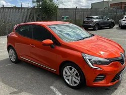 Orange Used 2020 Renault Clio V Play Hatchback | £9,998 (Fair price)