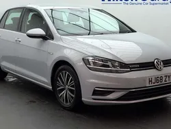 Used 2019 VW Golf VII SE Hatchback | £13,650 (Fair price)
