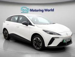 White Used 2023 MG MG4 EV SE Hatchback | £13,808 (Fair price)