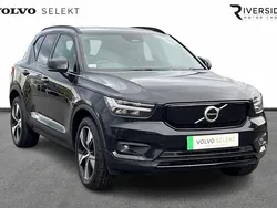 Black Used 2022 Volvo XC40 Plus SUV | £21,925 (Good price)