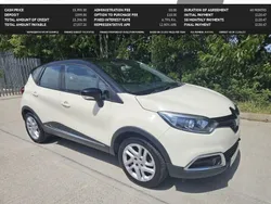 White Used 2015 Renault Captur Dynamique SUV | £5,995 (Fair price)
